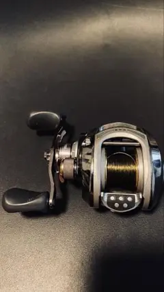 古いフルーガー611B中古品 雷魚 ビッグベイトフロッグ 古いフルーガー611B中古品 雷魚 ビッグベイトフロッグ