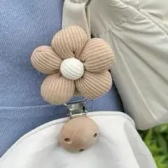 花モチーフ 帽子止めバッグチャーム