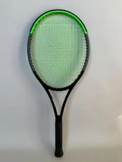 テニストピアスペック ブレード100