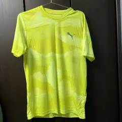 PUMA トレーニング　シャツ　Sサイズ