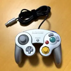 ニンテンドーゲームキューブコントローラー　GCコン　シルバー　後期型