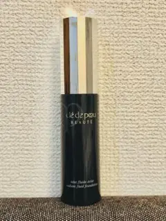 クレ・ド・ポー ボーテ タンフリュイドエクラ 30ml