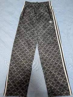 adidas ファイヤーバード モノグラム