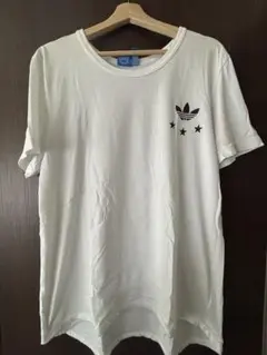 アディダス　Tシャツ