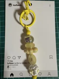 Item thumbnail for item 98b3694e-c5e8-4a93-a2e7-66c18e83f039