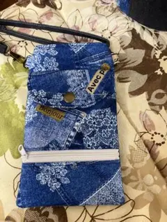 コインスルースマホショルダーバッグ ❗️最終お値下げ❗️