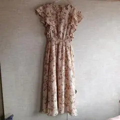 トッコクローゼットフラワープリントラッフルジョーゼットワンピース