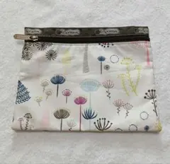 LeSportsac 花柄 フラグメントケース　フラットポーチ