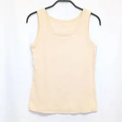 美品　ユニクロ　タンクトップ　リブ　シンプル　インナー　ベージュ