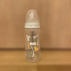 美品NUK 哺乳瓶 300ml プラスチック ヌーク 乳首Mサイズ
