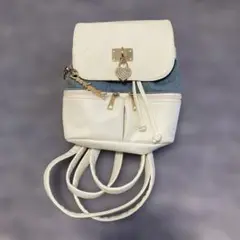 ホワイトデニムリュック ハート金具付き