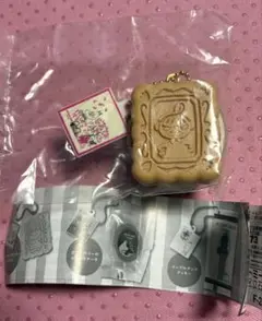 MOOMIN SHOP PATISSERIE ミニチュアキーホルダー　リトルミイ
