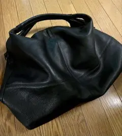 バトラーバーナーセイルズのシュリンクレザーレザーショルダーバッグ