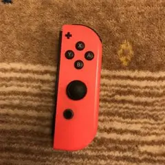 Nintendo Switch Joy-Con R ネオンレッド ジャンク品