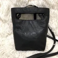 Item thumbnail for item e75c7610-d8d1-4dcf-888c-0a33b7248ed9