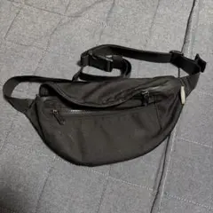CORDURA製 ブラックボディバッグ