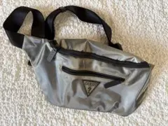 GUESS シルバー ウエストバッグ