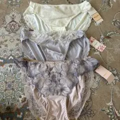 Item thumbnail for item 3dd20d87-aa9c-444f-915e-7b05294a8eed