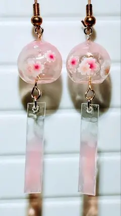 Ｎｏ．411 ハンドメイドピアス 風鈴 桜