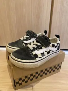 Item thumbnail for item e9916c44-b651-4fbe-bc9d-c363c5ffe469