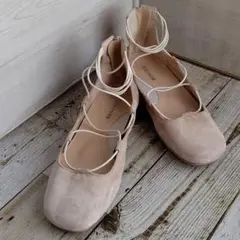 BENEBIS ベージュ ストラップシューズ