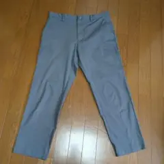 グレー スラックス バックポケット付き