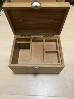 木製収納ボックス　複数仕切り付き