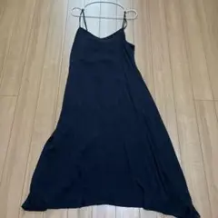 黒のキャミワンピース ロング丈