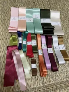 色々な長さ、幅のサテンリボンまとめ売り