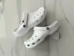新品未使用 crocs クロックス バヤバンド クロッグ ホワイト