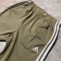 Item thumbnail for item 066a6e6a-d4bc-46ab-9b24-8d21832d4dc2