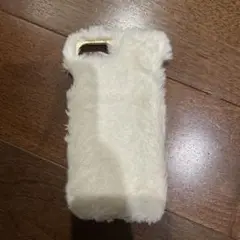 ホワイトファーiPhoneケース