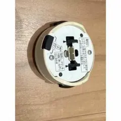 ホワイト円形ソケット