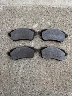 ルノーメガーヌRS 純正ブレーキパッド　Rリア