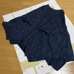 美品！GA・ON タックアクセントアシンメトリードットスカートネイビー