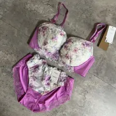 Item thumbnail for item da017dff-bd62-45aa-8ef5-3b2402899626