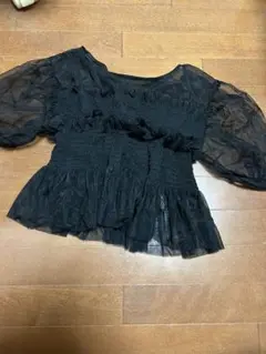 Heather フリル付きシアーブラウス 黒