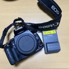 Canon EOS KISS