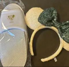 ディズニーカチューシャとスリッパ