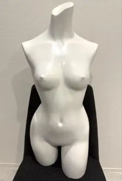 卓上トルソー 女性 上半身 ホワイト