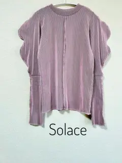 Solace ソレース ウェーブショルダー プリーツ トップス