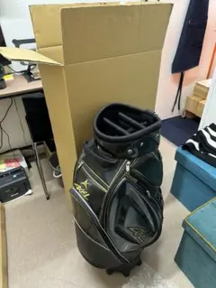 Item thumbnail for item 4a06009e-8e62-49c0-8ee4-c303f44c549d