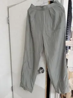 スナイデル　グレー＆緑 ワイドパンツ