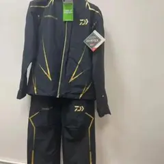 Daiwa トーナメントウェアセット 黒/金 訳あり】ダイワ 防寒服アウター DW-3224 レインマックス(RAINMAX