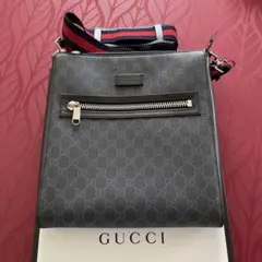 GUCCIのメッセンジャーバック