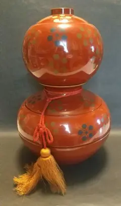 レトロな瓢箪の形になる入れ物~置物~☆