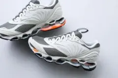 Graphpaper MIZUNO WAVE PROPHECY スニーカーミズノ