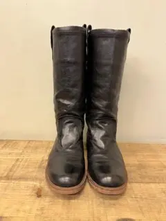 黒革ブーツ