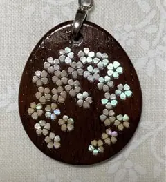 【新品】夢工房（岩手北上市）紫檀に貝象嵌のネックレス 桜散し