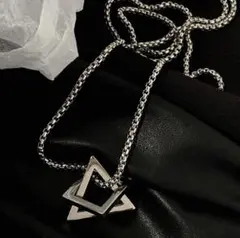 Item thumbnail for item c46219ab-1efe-4886-8fcb-25b11fd68cee